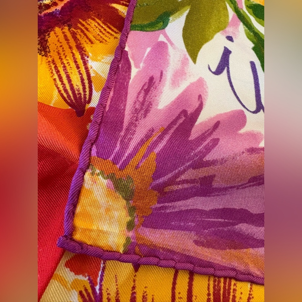 Gucci Floral Patchwork Silk Scarf Multicolor - Picture 6 of 11